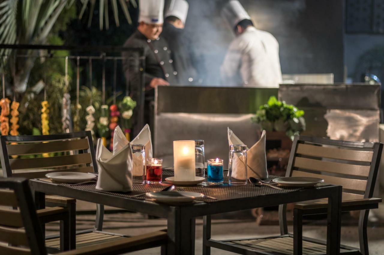 Golden Tulip Suites Gurgaon Eksteriør billede