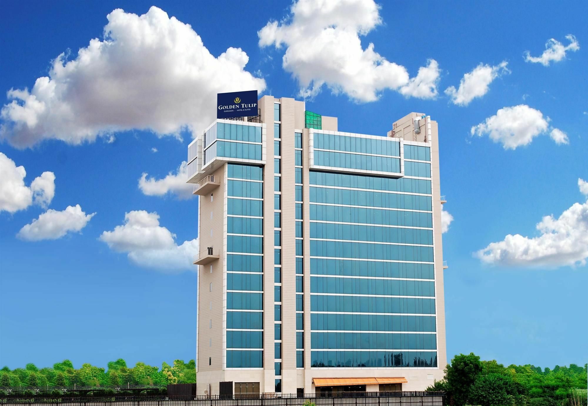 Golden Tulip Suites Gurgaon Eksteriør billede